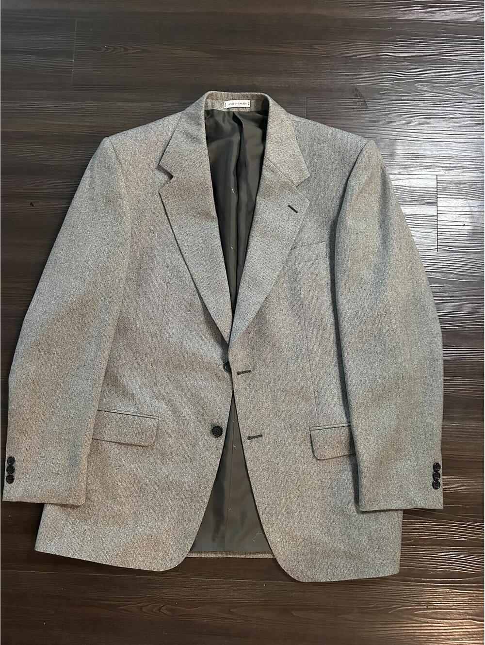 YvesSaintLaurent for men’s blazer 44L gray